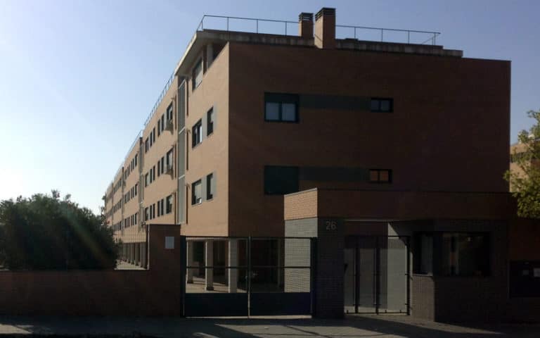 Edificio de Lazora de la calle de Juan Gris número 26 (Fuente: Diario de Rivas)