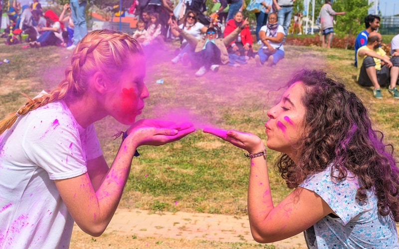 Fiesta Holi en H2O