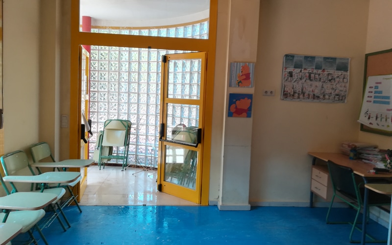 Goteras, humedades y aulas encharcadas por las fuertes lluvias en el colegio José Saramago de Rivas