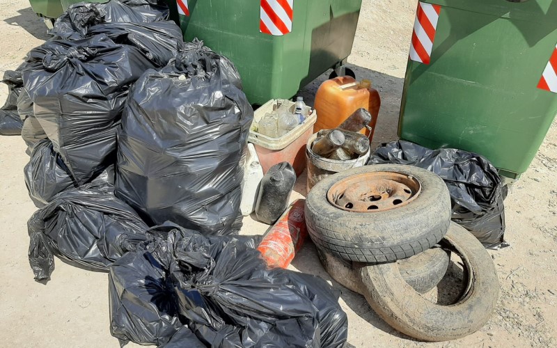 Más de 120 personas participan en una nueva jornada de voluntariado para retirar basura de la naturaleza en Rivas