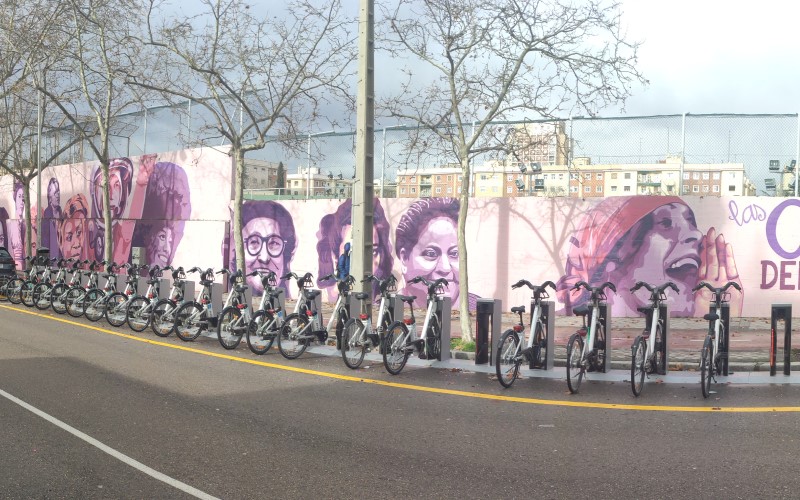 Unlogic Crew recreará el mural feminista de Ciudad Lineal junto a la estación de Metro de Rivas Vaciamadrid
