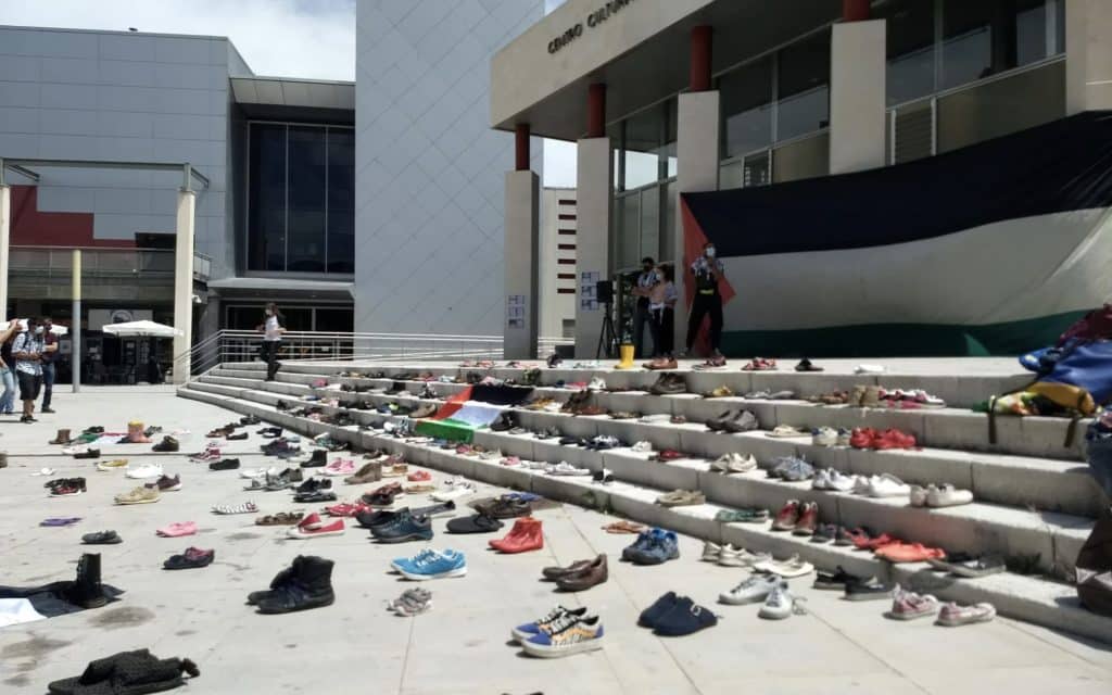 Concentraci&oacute;n en apoyo al pueblo palestino organizada por Rivas por Palestina en la Plaza de la Constituci&oacute;n de Rivas Vaciamadrid