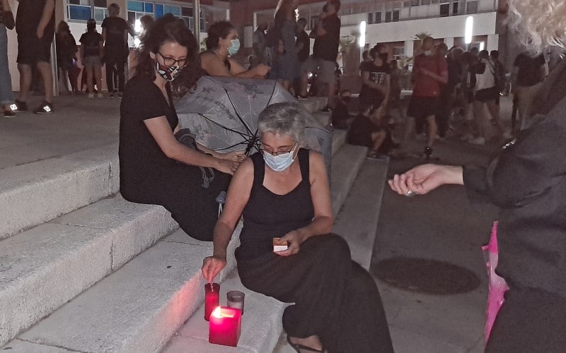 Concentración tras los últimos asesinatos machistas en Rivas Vaciamadrid, este 11 de junio (©Diario de Rivas)