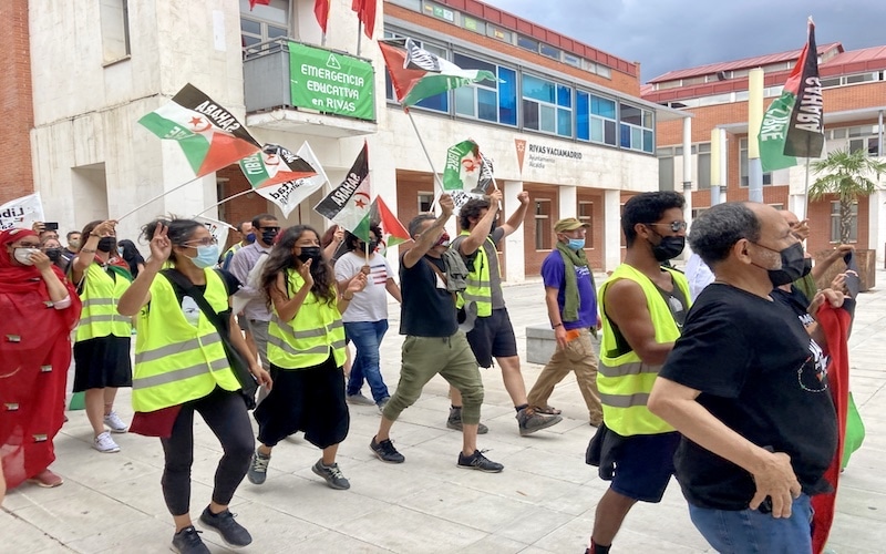 Marcha por la libertad del pueblo saharaui en la Plaza de la Constitución de Rivas