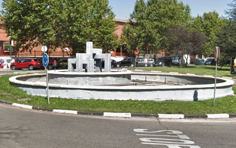 Fuente de la avenida de Covibar con la avenida de Dolores Ibarruri