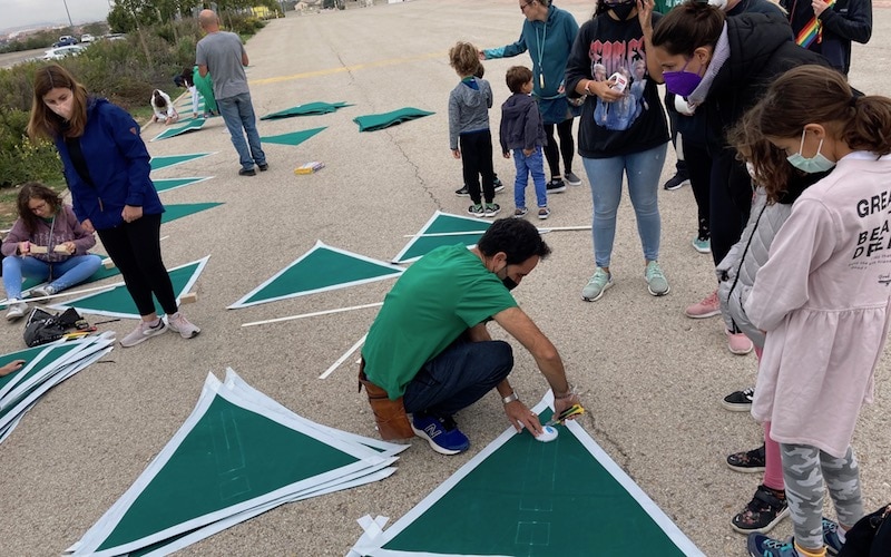 Jornada de triángulos verdes para visibilizar el problema de la educación en Rivas, este sábado