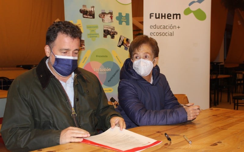 Firma del convenio entre el Ayuntamiento de Rivas y la Fundación Fuhem