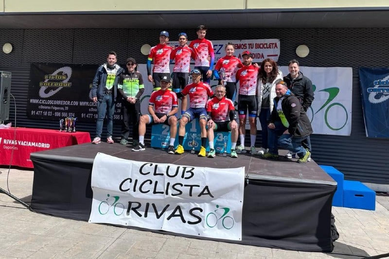 Podio del X Memorial Ciclista Carlos Cubillo