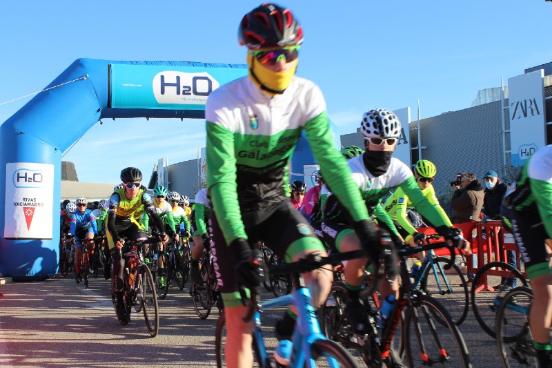 Sábado de ciclismo en Rivas: 240 deportistas participan en el X Memorial Carlos Cubillo