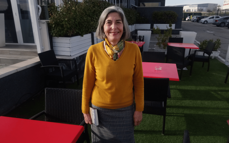 María Antonia Quesada presenta en Covibar su nueva novela: ‘El ingenio de los mediocres’