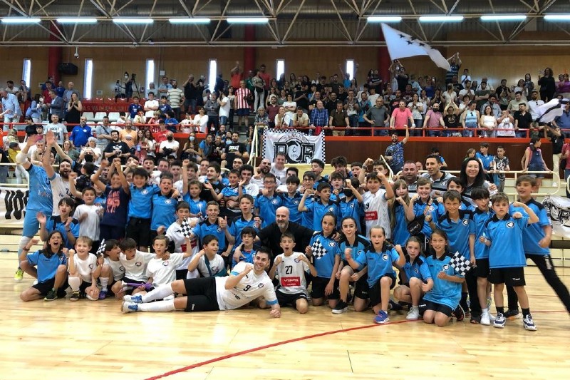 Rivas Futsal celebra el campeonato liguero