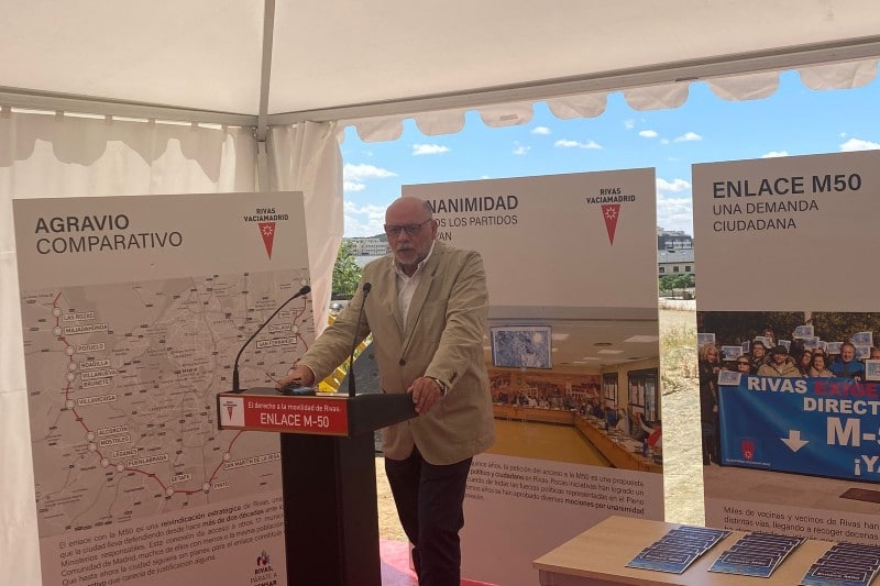  El Director General de Carreteras, Javier Herrero, en el acto de colocación de la primera piedra del enlace de la M-50