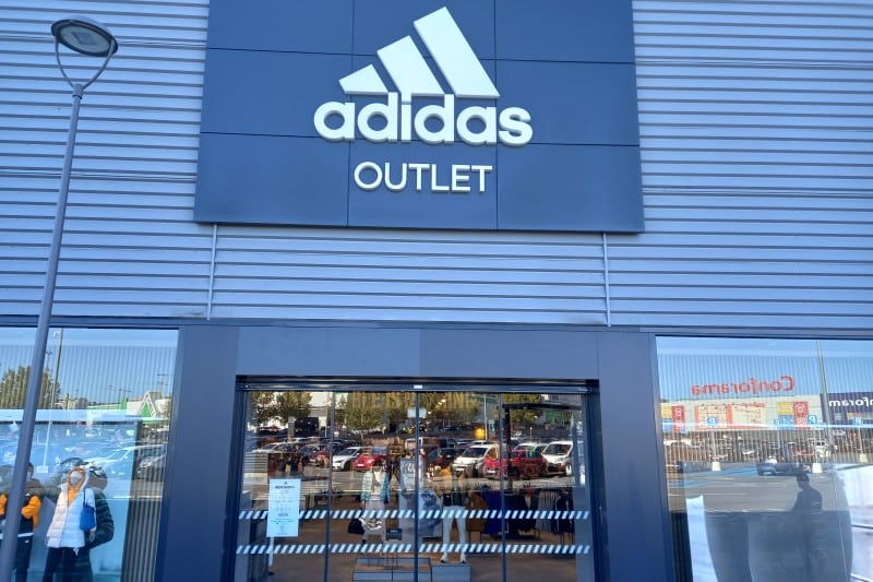 Adidas Outlet abre sus puertas en Rivas Futura