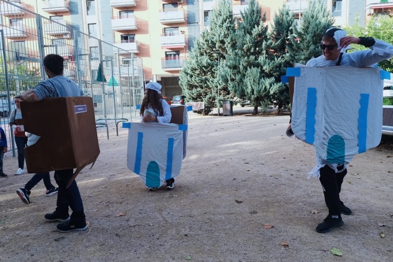 Campaña 'Los pañales atacan al contenedor marrón' en Rivas Vaciamadrid