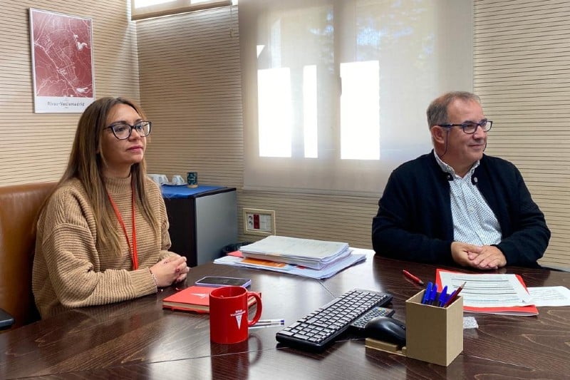 Aída Castillejo y Luis G. Altares, en la presentación del SIAC virtual