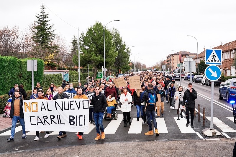Manifestación contra los nuevos carriles bici de Rivas Vaciamadrid