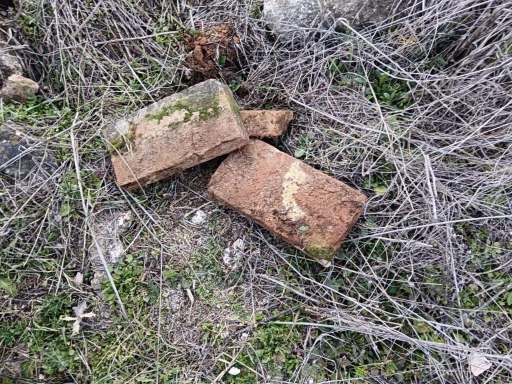 Ladrillos macizos de la torre del telégrafo óptico (fuente: Diario de Rivas)