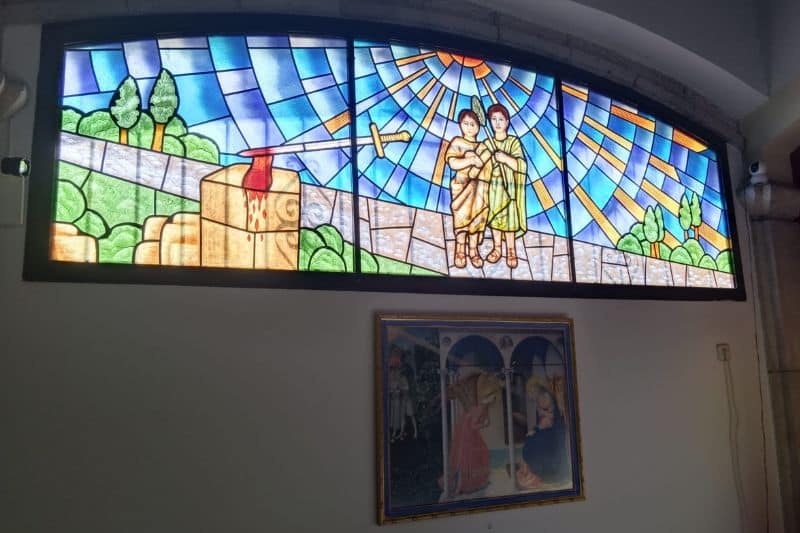 Vidriera de los Santos Justo y Pastor, en la parroquia de San Marcos de Rivas Vaciamadrid (Fuente: Diario de Rivas)