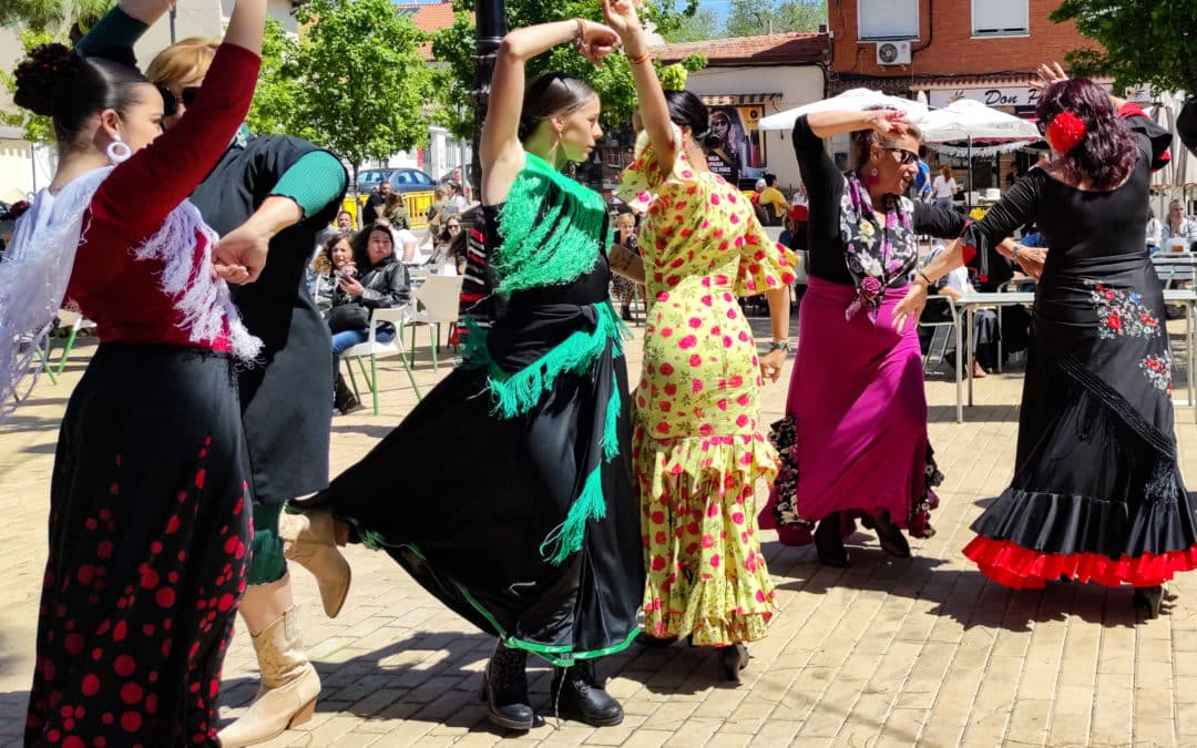 El Casco Antiguo baila a ritmo de sevillana durante la II Feria de Abril de Rivas