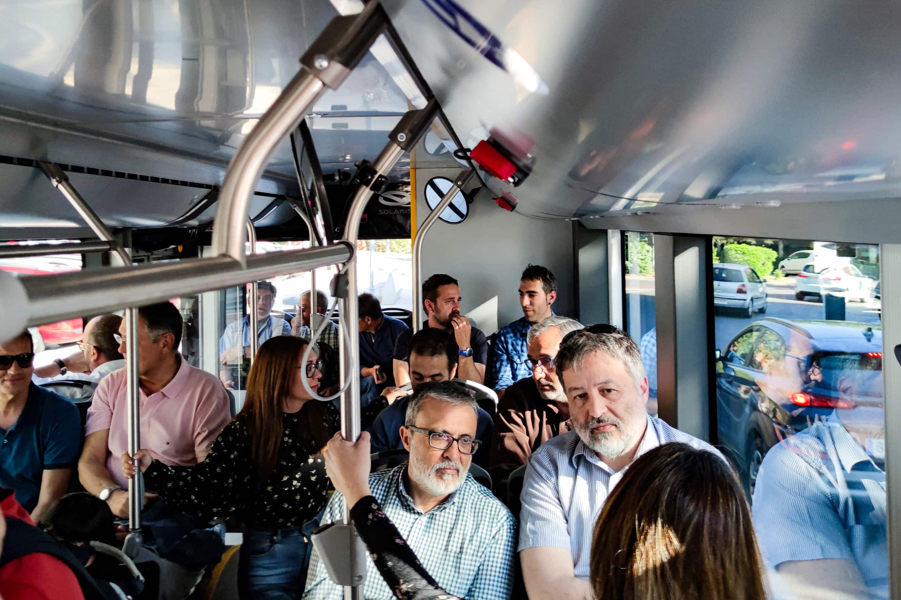 Viajeros autobús urbano Rivas