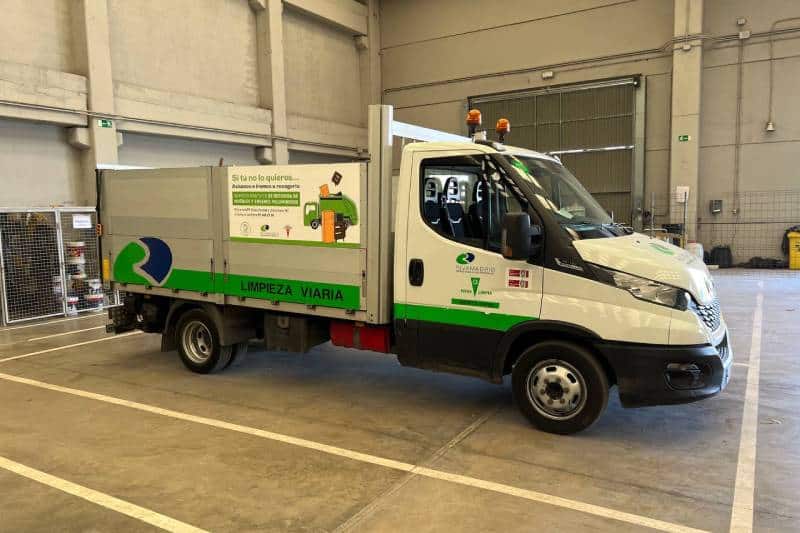 Camión trampilla como el que dará el servicio El Reciclador