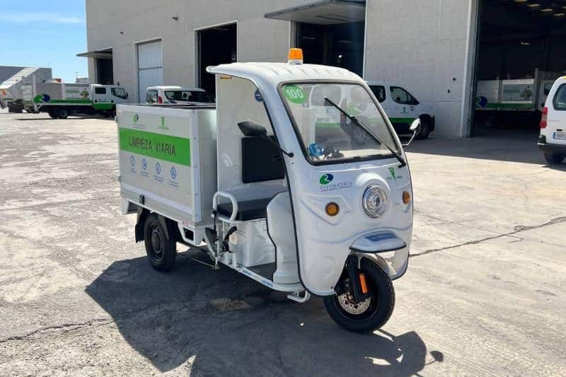 Uno de los dos vehículos que forma parte del nuevo servicio de Rivamadrid, El Reciclador.