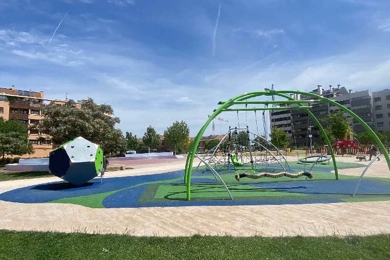 Abiertos dos nuevos parques infantiles en el barrio de La Luna y el Cristo de Rivas