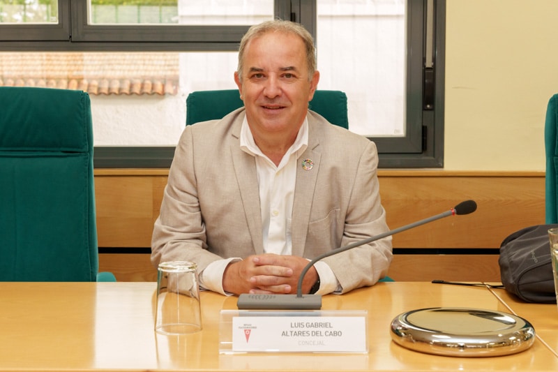 Luis G. Altares