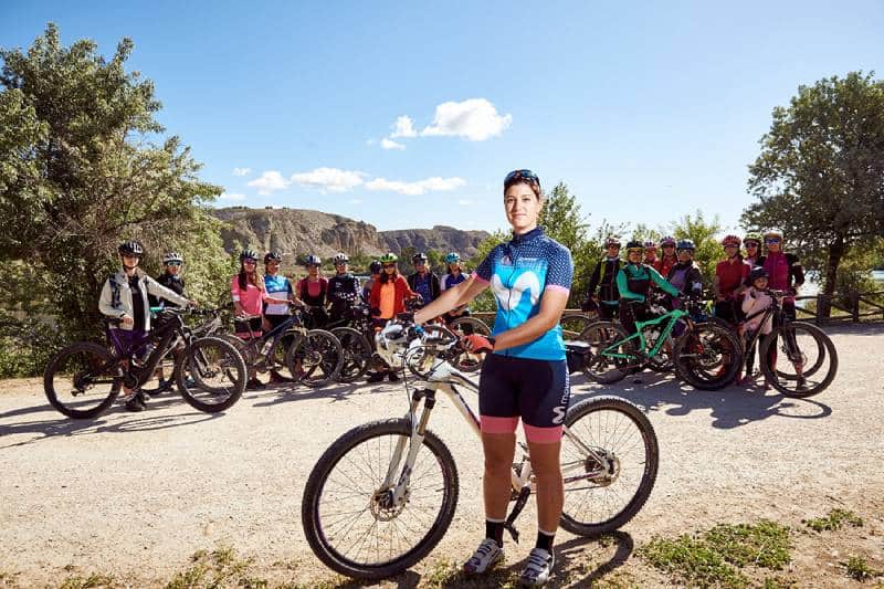 Quedada 'Woman in Bike' en Rivas con Cristina García Pulido en primer término