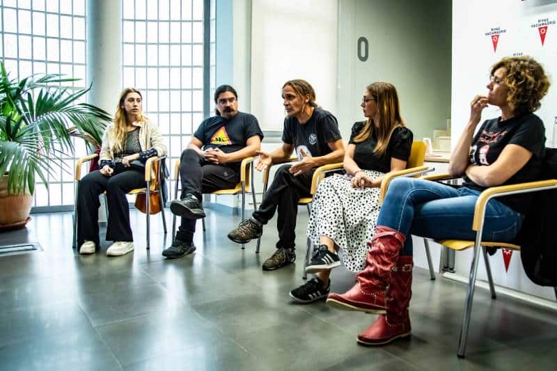 De izquierda a derecha: Iara, Ibra, Abraham Pavón, Aída Castillejo y Charo Sandoval