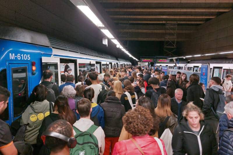 El Metro de Rivas se acerca a sus 25 años entre quejas y reclamaciones