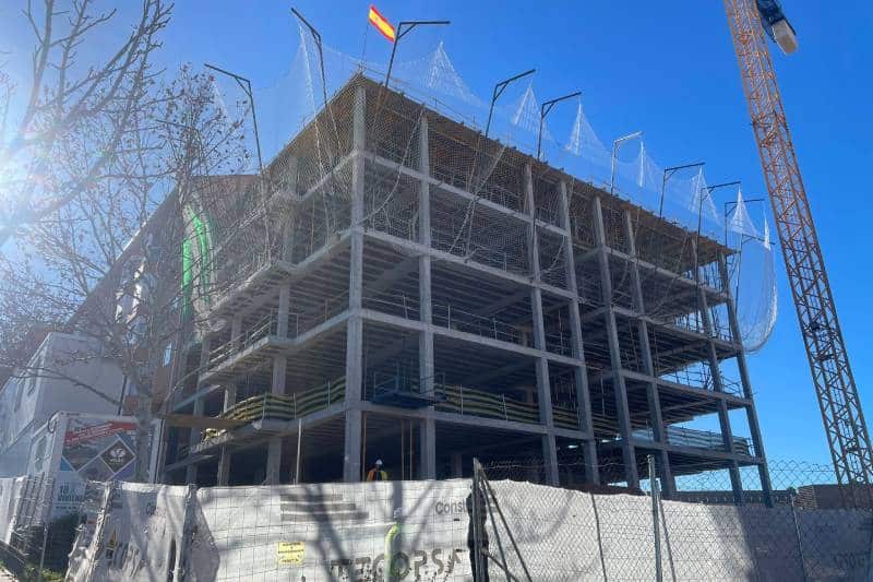 Construcción de la promoción de viviendas Faros del Sureste en Arganda