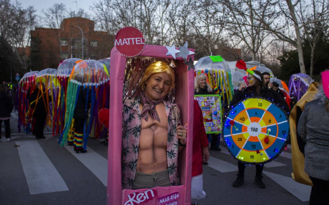 Rivas de Janeiro 2024: las calles se llenan de disfraces y reivindicación durante el carnaval