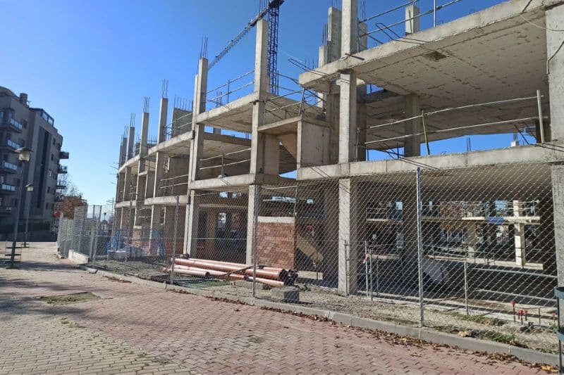 Edificio de alquiler joven de la EMV en construcción, en la avenida de Pilar Miró (fuente: Ayuntamiento de Rivas Vaciamadrid).