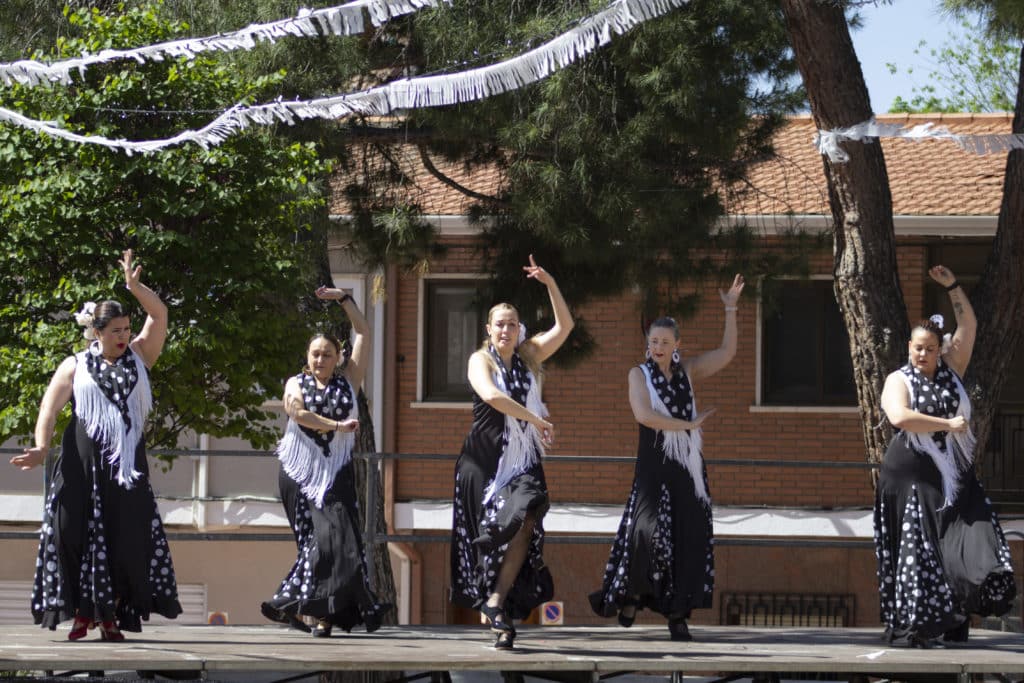 Actuación de la Escuela Natalia Martínez en la III Feria de Abril de Rivas (foto: Diario de Rivas)