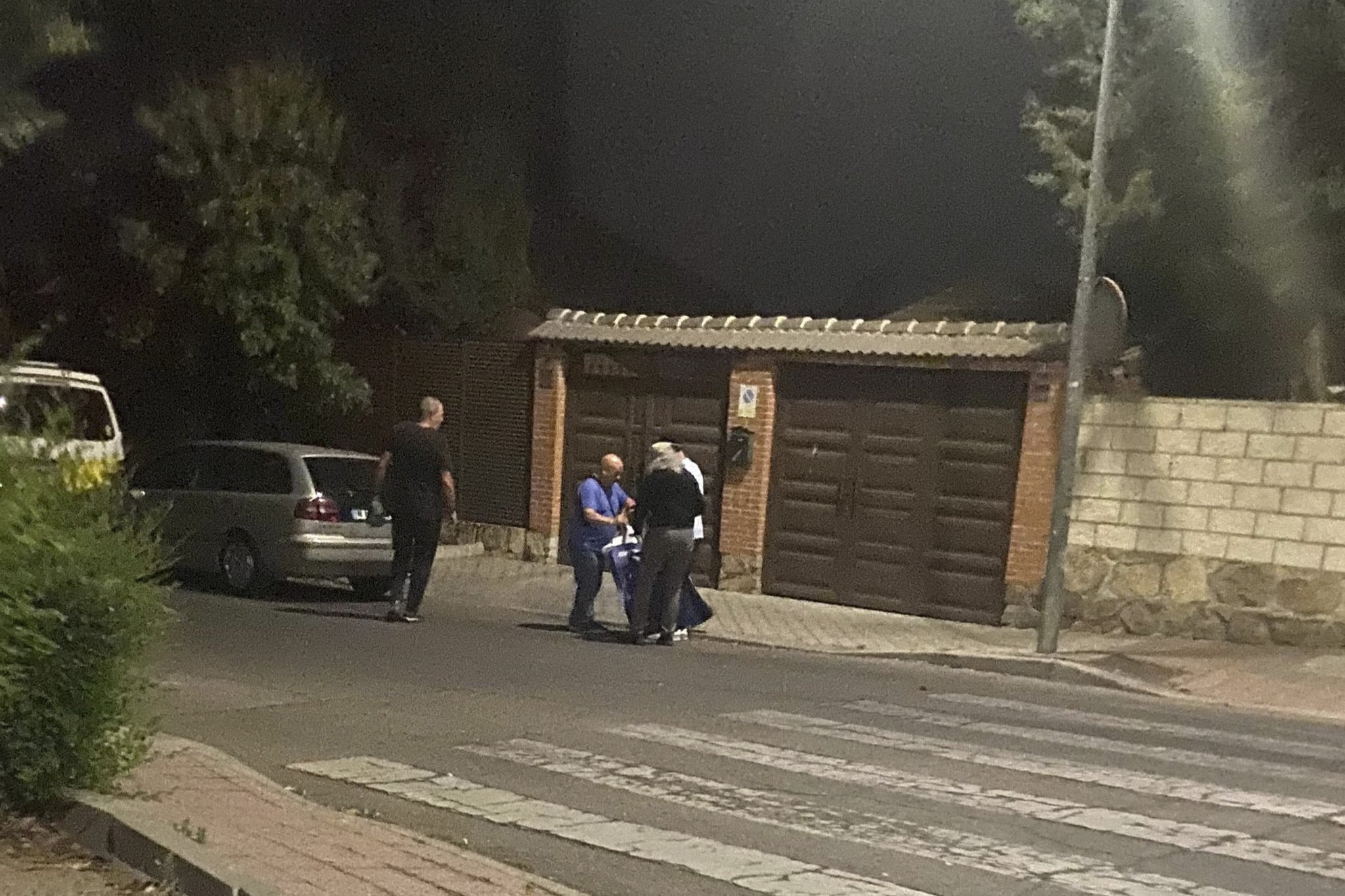Imagen de los presuntos ladrones captada por un vecino (foto: PP de Rivas)