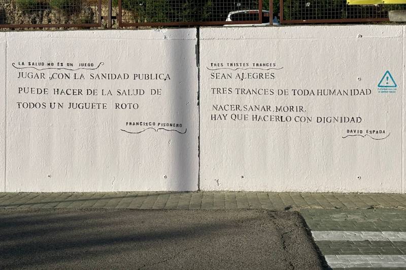 Poesías por la Sanidad Pública en las calles de Rivas