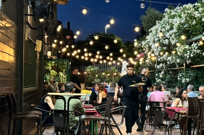 Terraza restaurante Bamboleo Rivas Vaciamadrid