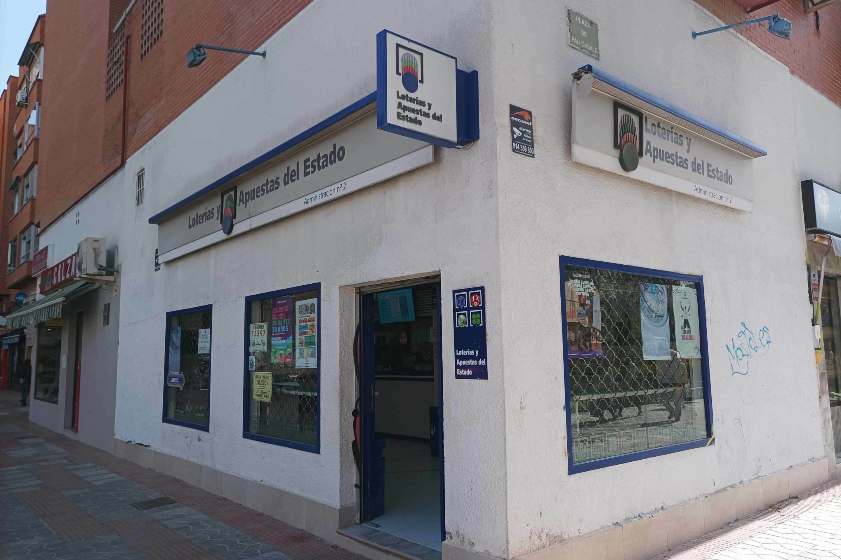 Administracion-de-loteria de la plaza Pau Casals