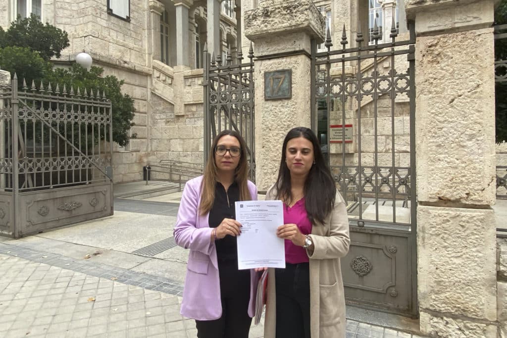 Aída Castillejo y Yasmin Manji solicitan la declaración de zona tensionada (foto: Diario de Rivas)