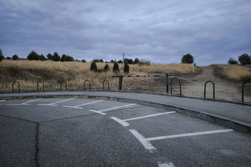 Entrada a la zona forestal desde el futuro área de autocaravanas (foto: Diario de Rivas)