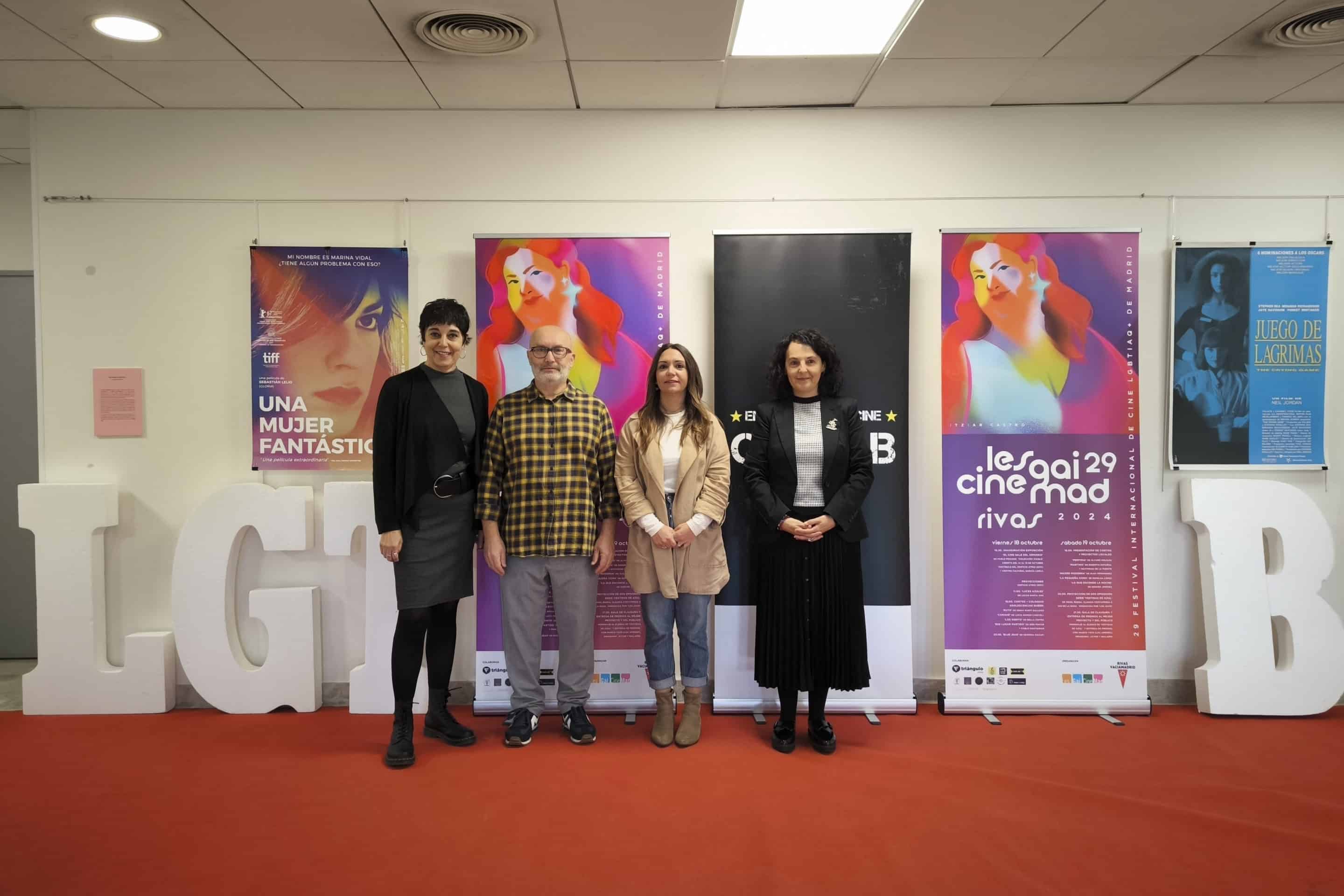 Inauguración de la exposición 'El cine sale del armario' en el festival LesGaiCineMad (foto: Diario de Rivas)