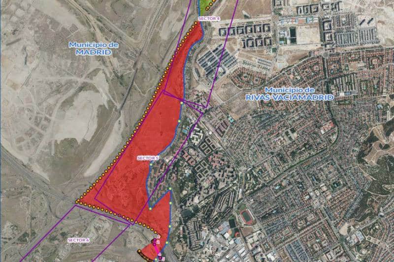 En rojo, el terreno que Madrid tranferirá a Rivas con el cambio de lindes