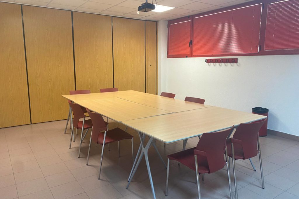 Sala de reuniones reservable del CIE de Rivas