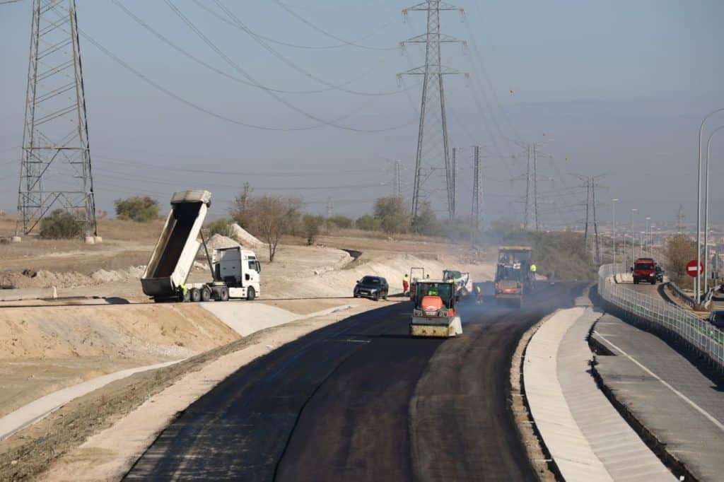 Ramal oeste del enlace con la M-50 en noviembre de 2024