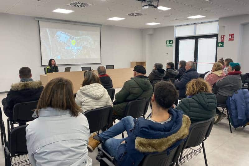 Recepción al grupo de Rivas en el complejo La Campiña