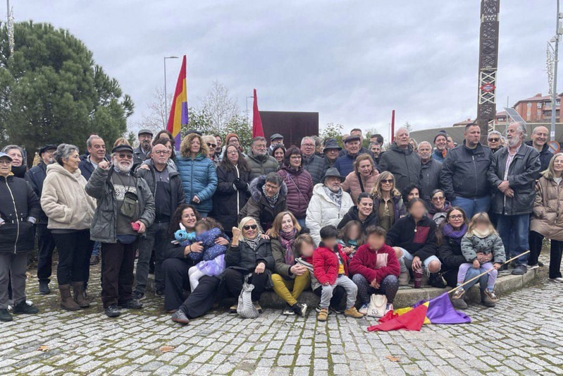 Homenaje a los abogados de Atocha del PCE Rivas (foto: IU Rivas)