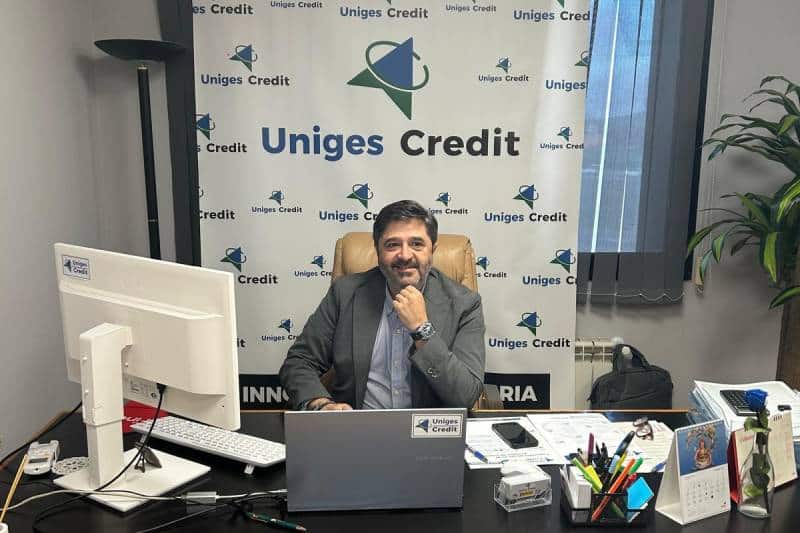 José Luis, asesor hipotecario de Uniges Credit, colaboradora de Vilsa Inmobiliaria