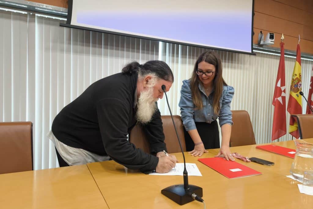 Firma del convenio con Medicuba (foto: Diario de Rivas)