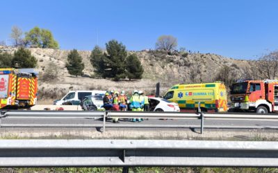 Cortada la A-3 en Rivas este domingo tras un accidente con un coche de la Guardia Civil